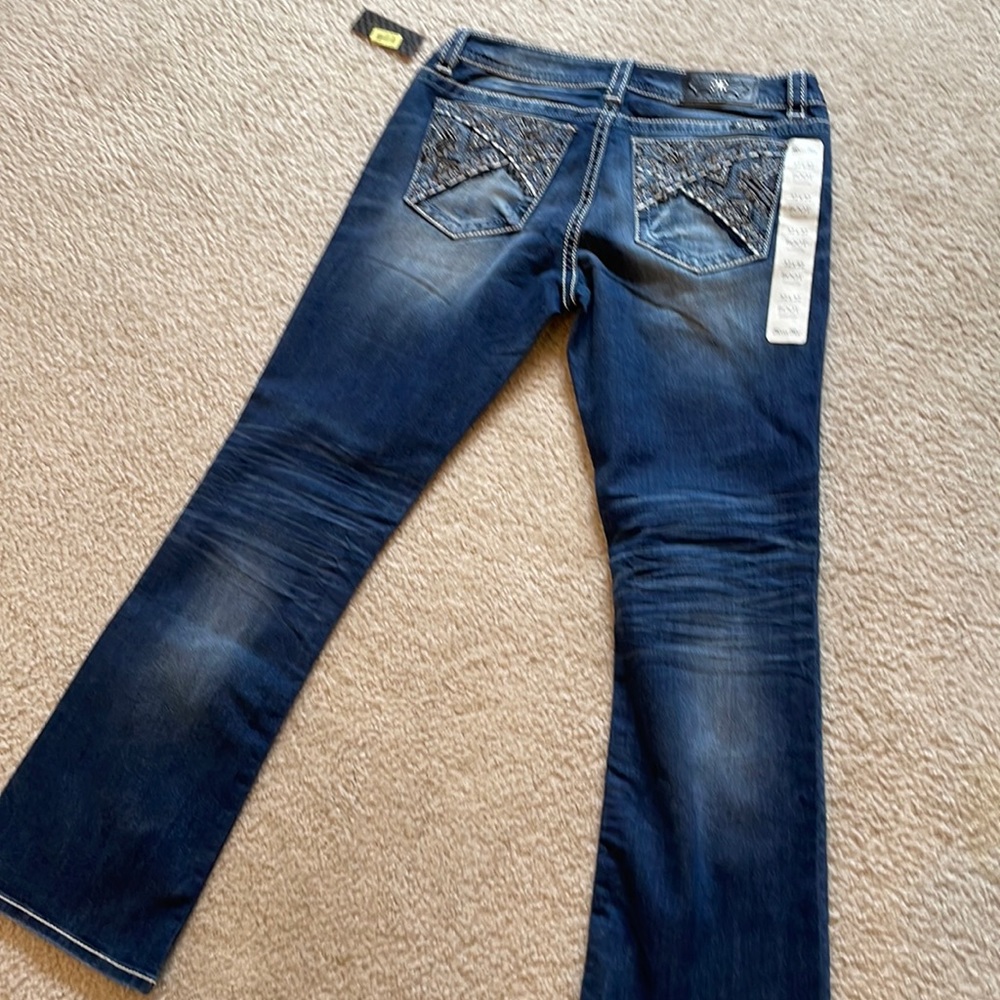 Boot cut jeans
